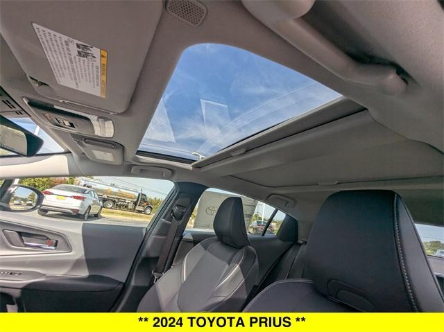 new 2024 Toyota Prius car, priced at $35,654