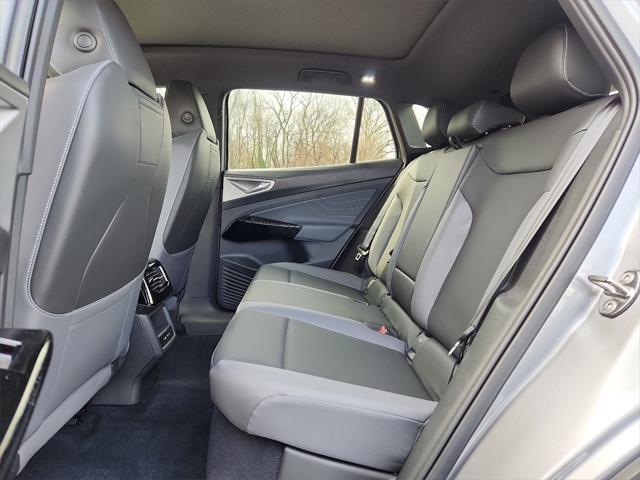 new 2025 Volkswagen ID.4 car, priced at $56,261