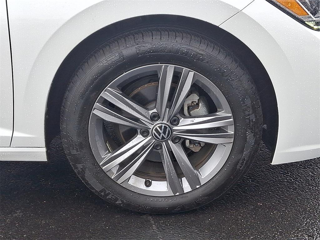 used 2024 Volkswagen Jetta car, priced at $23,178