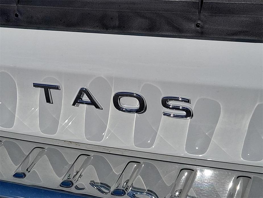 new 2024 Volkswagen Taos car, priced at $33,811