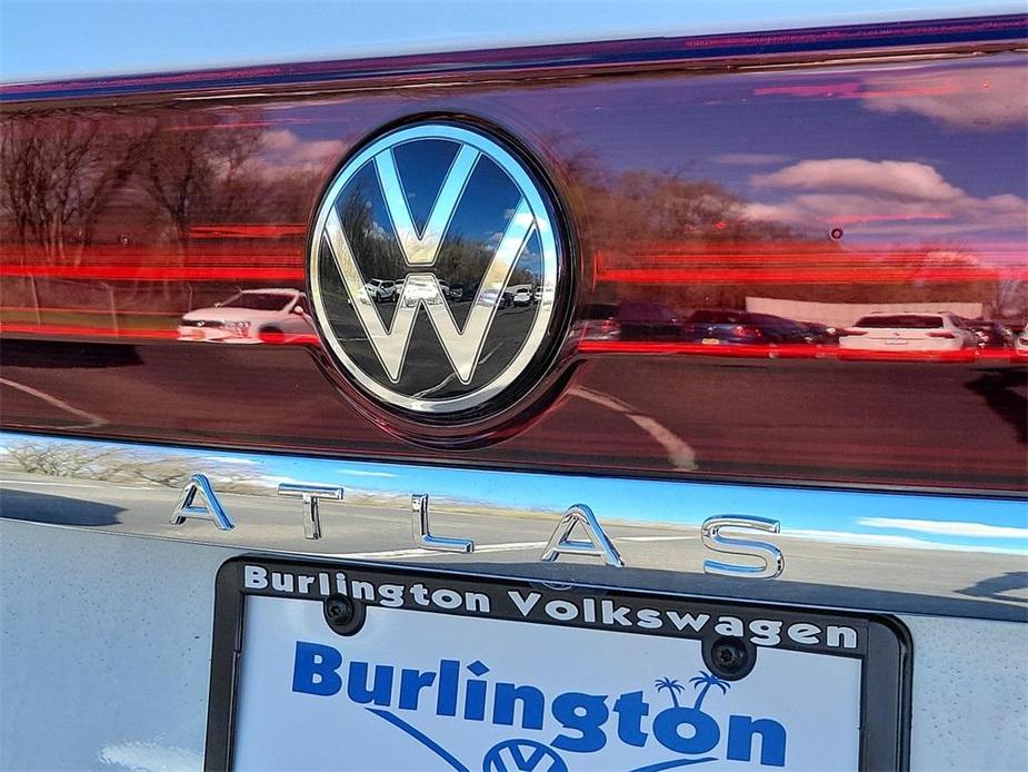 new 2024 Volkswagen Atlas car, priced at $46,945