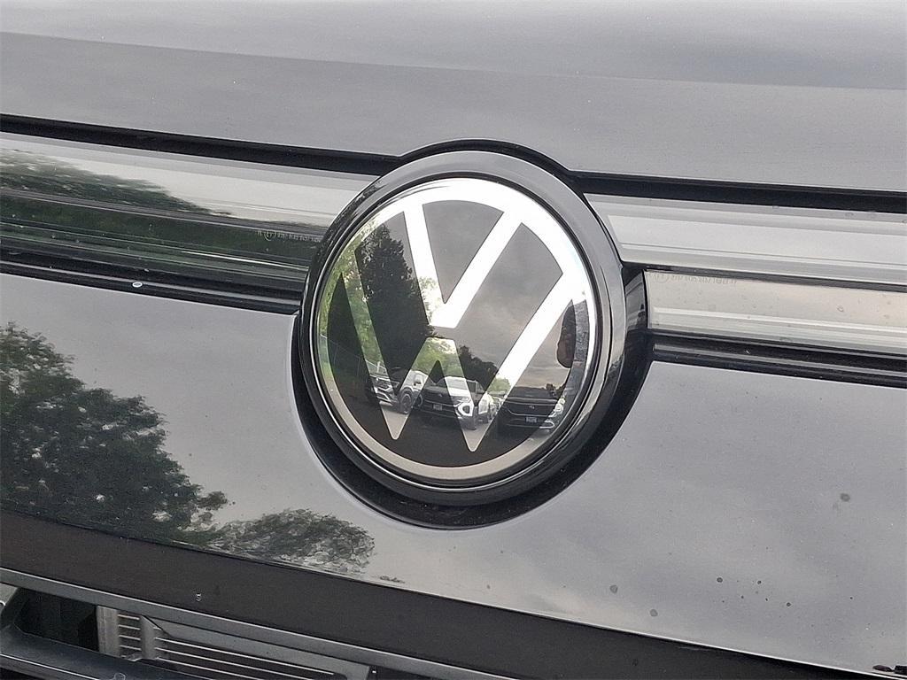 new 2025 Volkswagen Tiguan car, priced at $32,446
