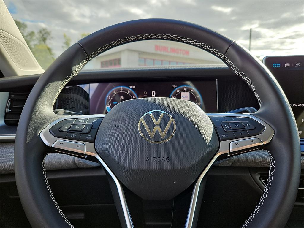 new 2025 Volkswagen Tiguan car, priced at $32,446