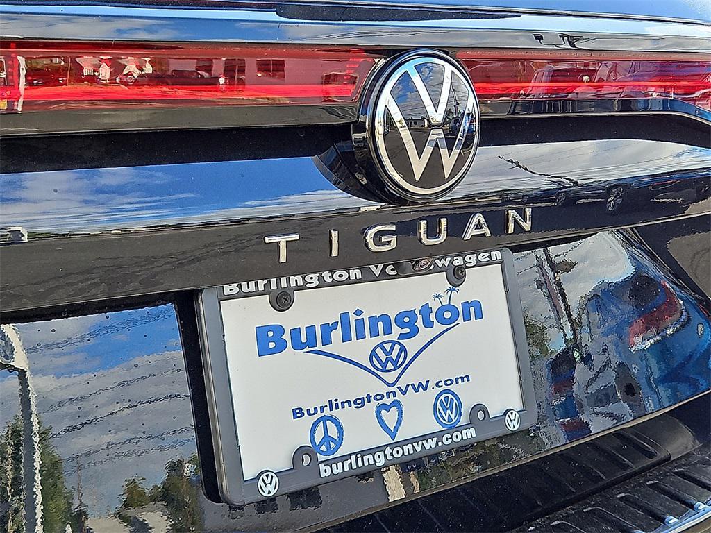 new 2025 Volkswagen Tiguan car, priced at $32,446