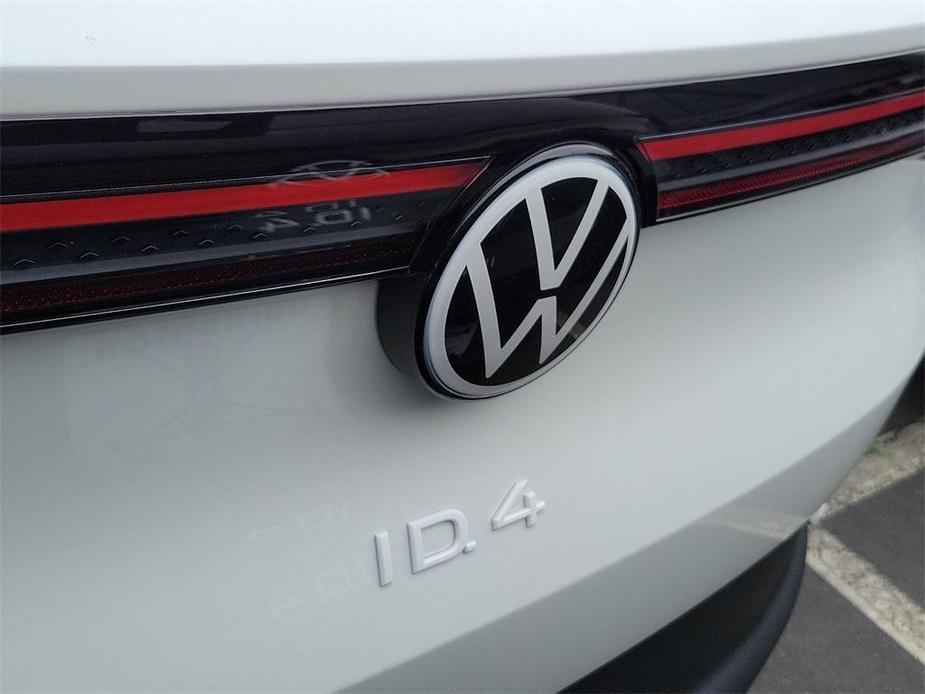 new 2024 Volkswagen ID.4 car, priced at $51,917