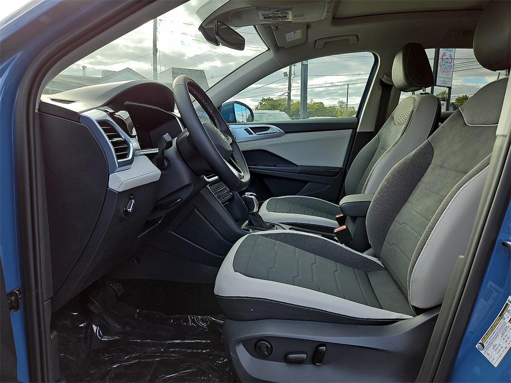 new 2025 Volkswagen Taos car, priced at $33,432