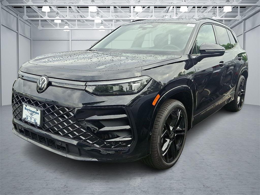 new 2025 Volkswagen Tiguan car, priced at $39,081