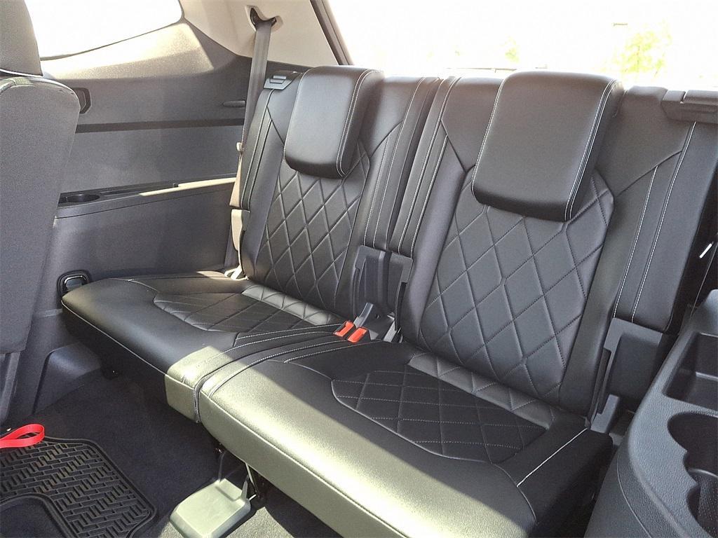 used 2024 Volkswagen Atlas car, priced at $43,902