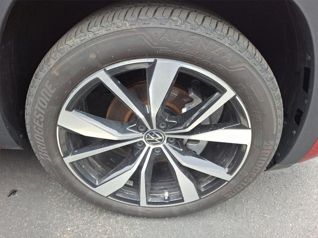 used 2024 Volkswagen Atlas car, priced at $47,041