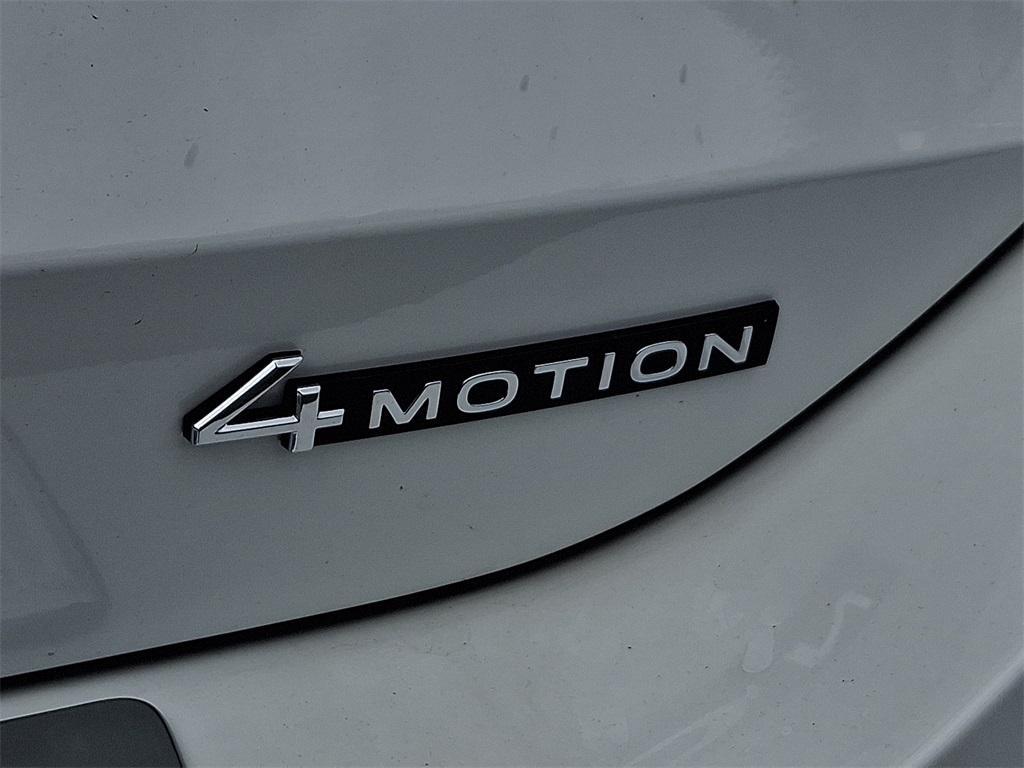 new 2025 Volkswagen Tiguan car, priced at $33,416