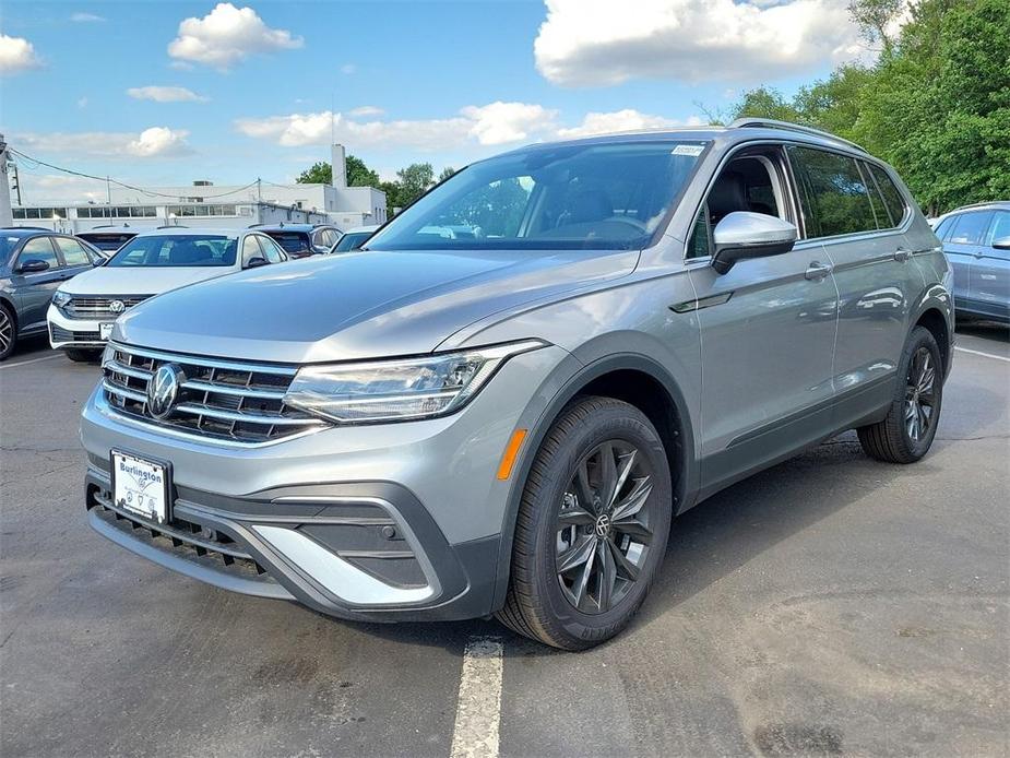 new 2024 Volkswagen Tiguan car, priced at $35,359