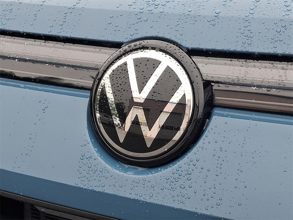 new 2025 Volkswagen Tiguan car, priced at $35,689