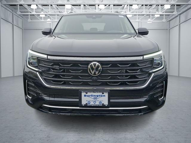 new 2025 Volkswagen Atlas car, priced at $56,136