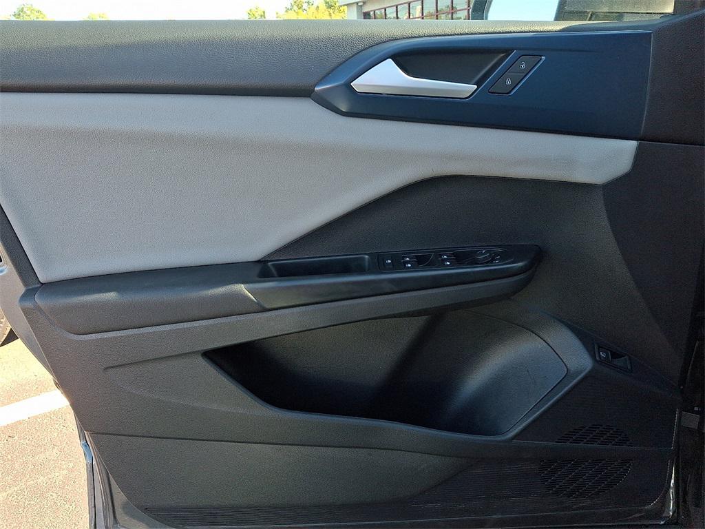 used 2022 Volkswagen Taos car, priced at $21,211