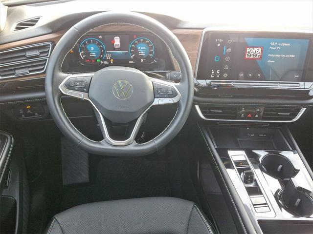 used 2024 Volkswagen Atlas car, priced at $42,980