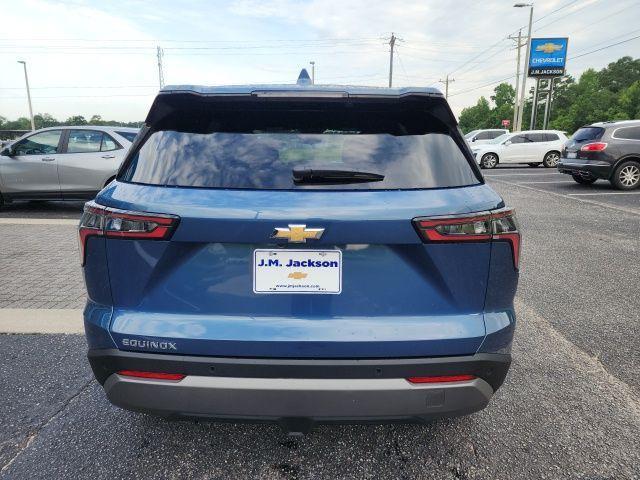 new 2026 Chevrolet Equinox car, priced at $32,980