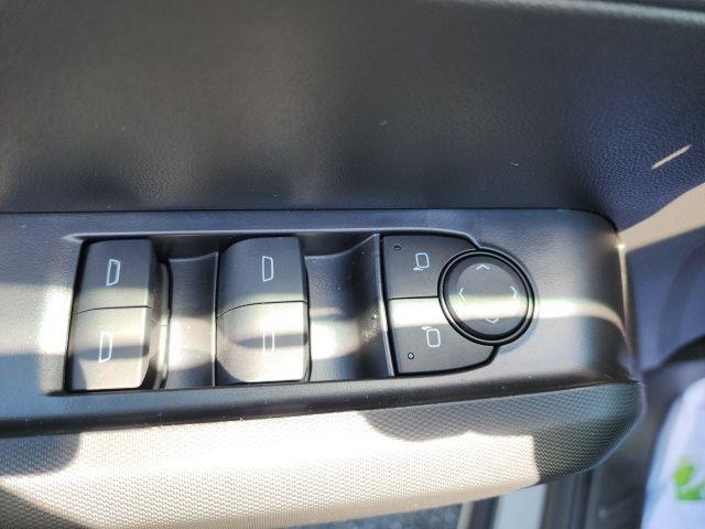 new 2025 Chevrolet Colorado car, priced at $39,050