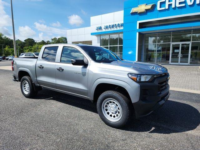 new 2025 Chevrolet Colorado car, priced at $39,050