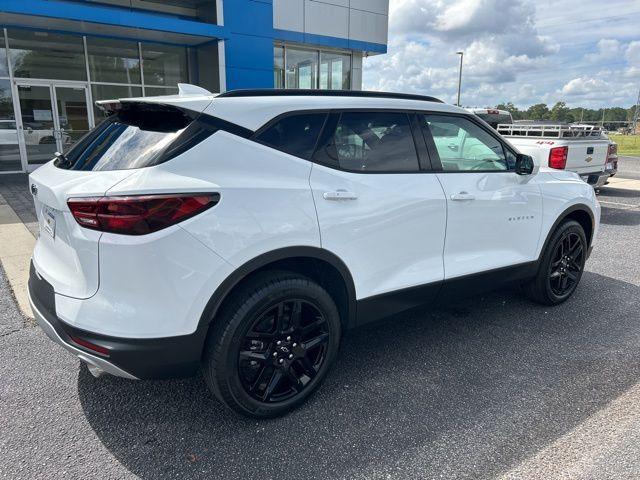 new 2025 Chevrolet Blazer car, priced at $39,975