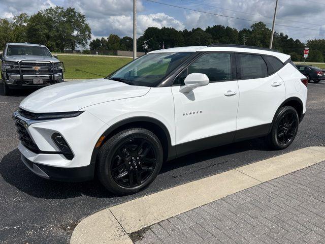 new 2025 Chevrolet Blazer car, priced at $39,975