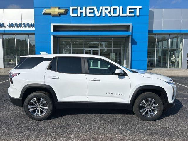 new 2026 Chevrolet Equinox car, priced at $33,325
