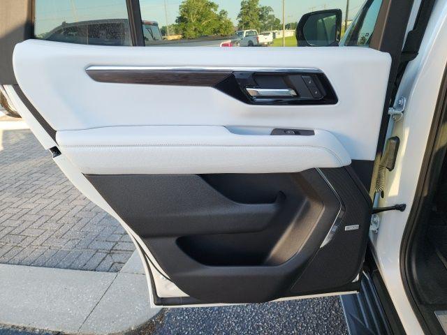 new 2025 Chevrolet Tahoe car, priced at $78,550