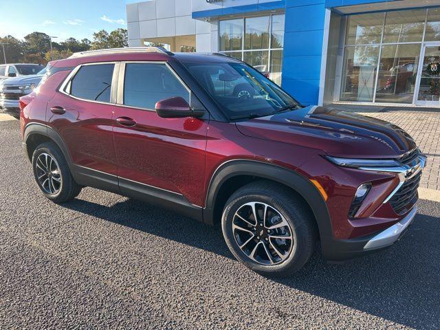 new 2025 Chevrolet TrailBlazer car, priced at $28,765