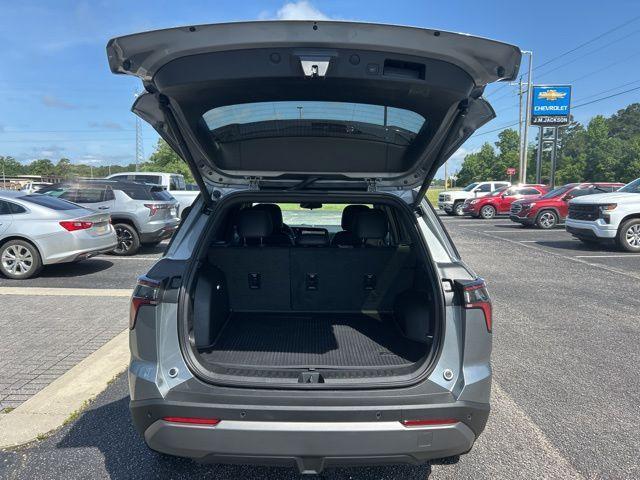 new 2026 Chevrolet Equinox car, priced at $32,380
