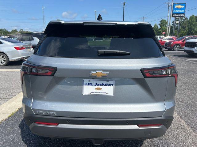 new 2026 Chevrolet Equinox car, priced at $32,380
