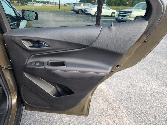 used 2024 Chevrolet Equinox car, priced at $29,900