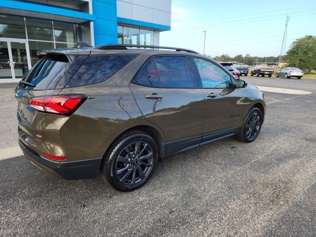 used 2024 Chevrolet Equinox car, priced at $29,900