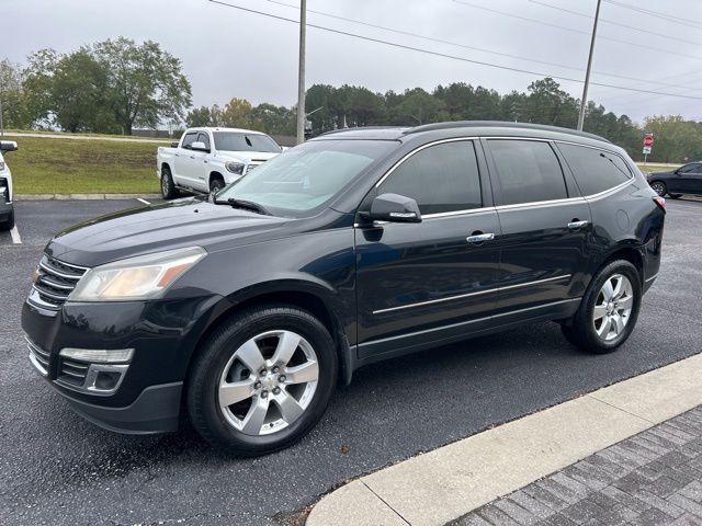 used 2014 Chevrolet Traverse car, priced at $9,900