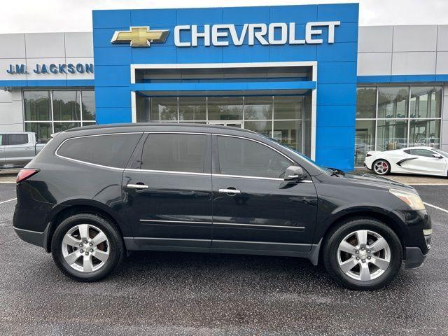 used 2014 Chevrolet Traverse car, priced at $9,900