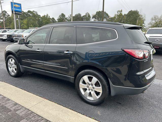 used 2014 Chevrolet Traverse car, priced at $9,900