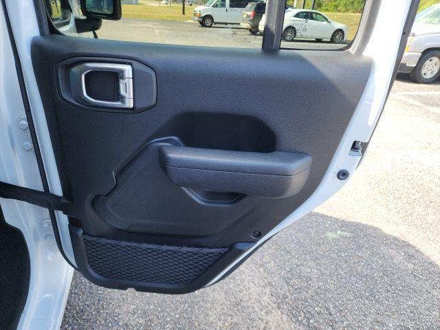 used 2024 Jeep Wrangler car, priced at $37,900
