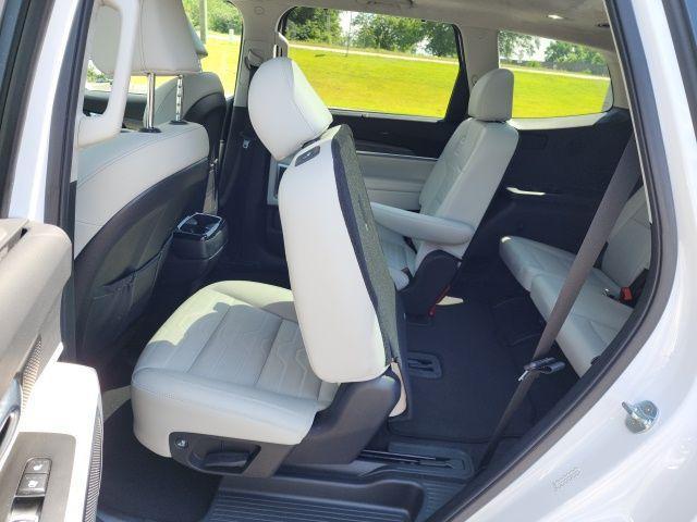 used 2022 Kia Telluride car, priced at $34,900