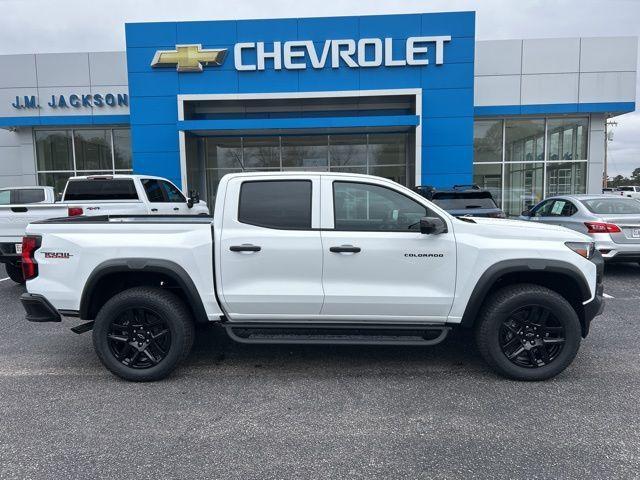 new 2025 Chevrolet Colorado car, priced at $47,250