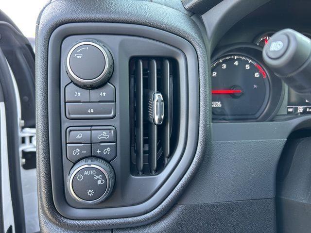 new 2025 Chevrolet Silverado 2500 car, priced at $59,800