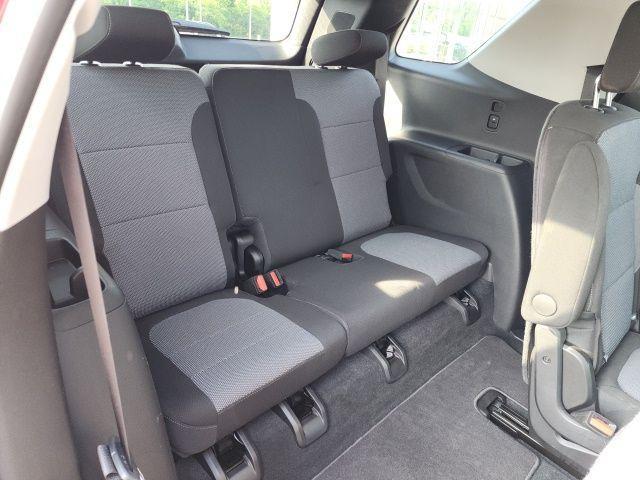 used 2018 Chevrolet Traverse car, priced at $19,900