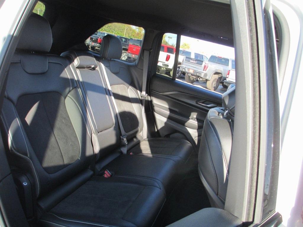 used 2025 Jeep Grand Cherokee car, priced at $35,995