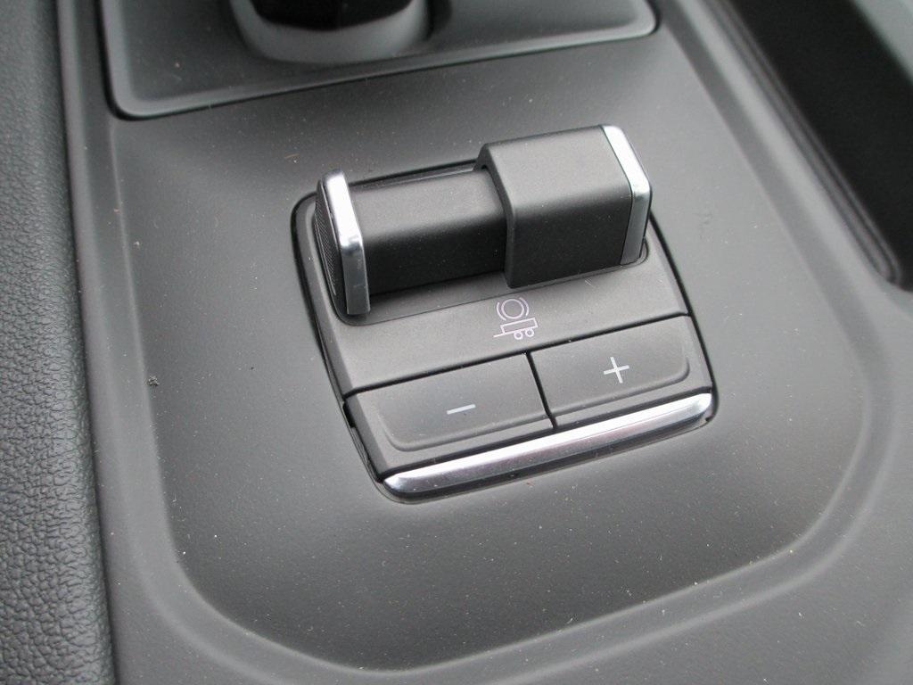 new 2025 GMC Sierra 1500 car, priced at $65,049