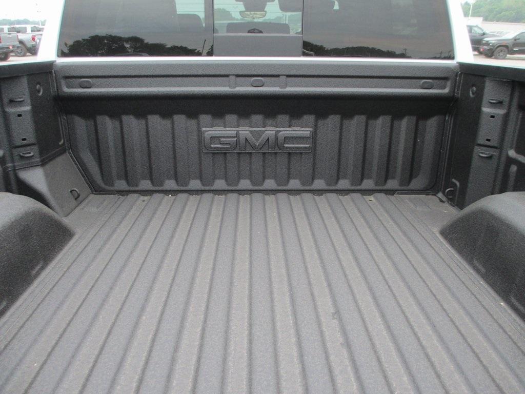 new 2025 GMC Sierra 1500 car, priced at $65,049