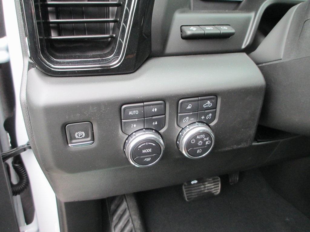 new 2025 GMC Sierra 1500 car, priced at $65,049