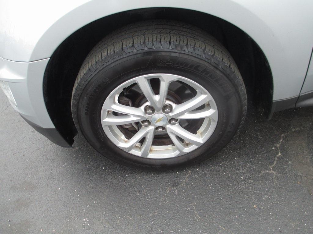 used 2017 Chevrolet Equinox car, priced at $6,995