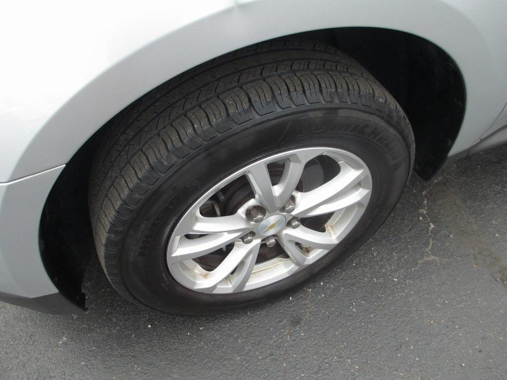 used 2017 Chevrolet Equinox car, priced at $6,995