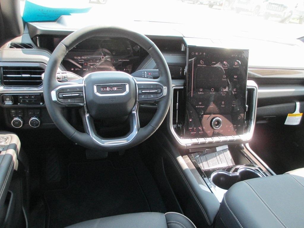 new 2025 GMC Yukon car, priced at $73,643