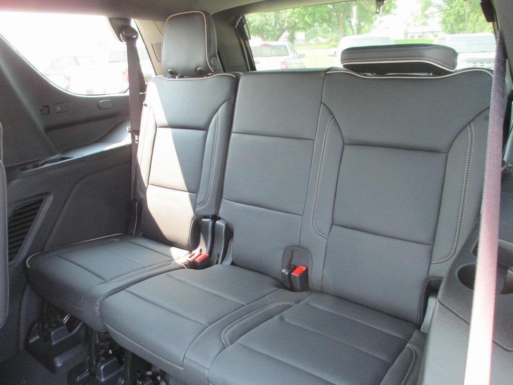 new 2025 GMC Yukon car, priced at $73,643