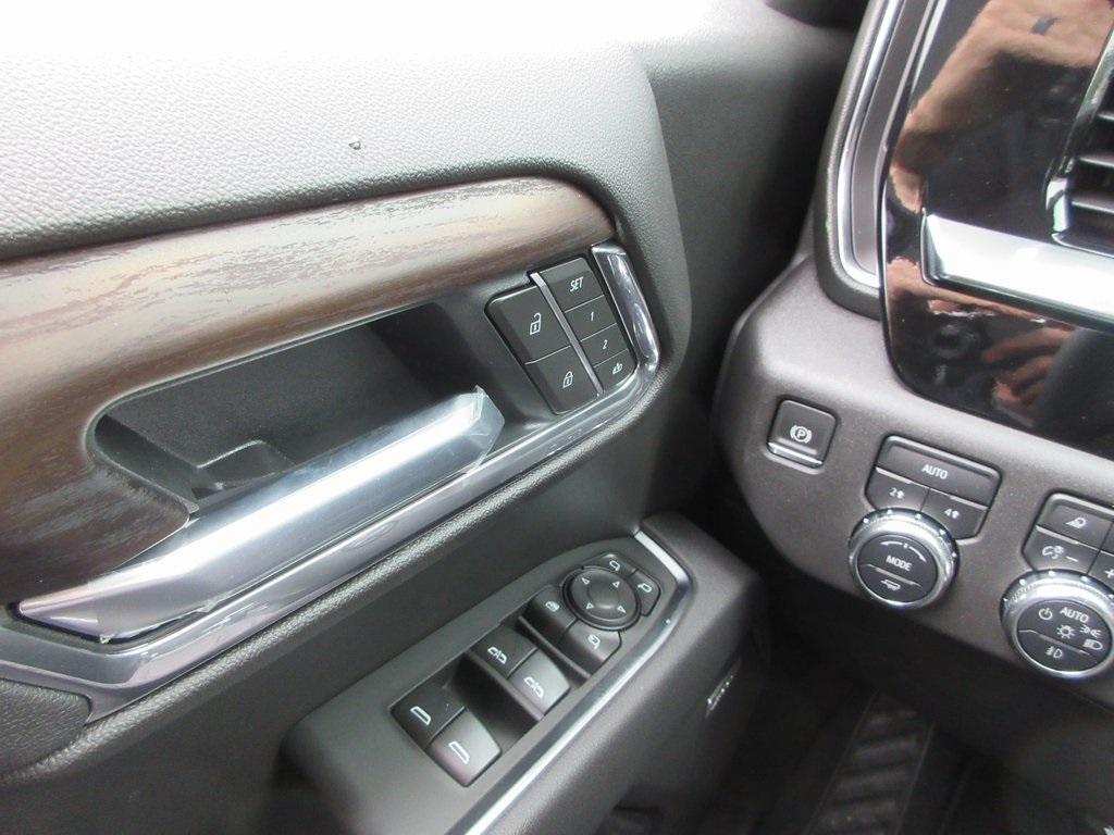 new 2025 GMC Sierra 1500 car, priced at $56,926