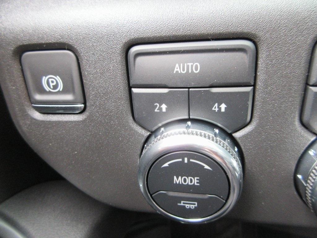 new 2025 GMC Sierra 1500 car, priced at $56,926
