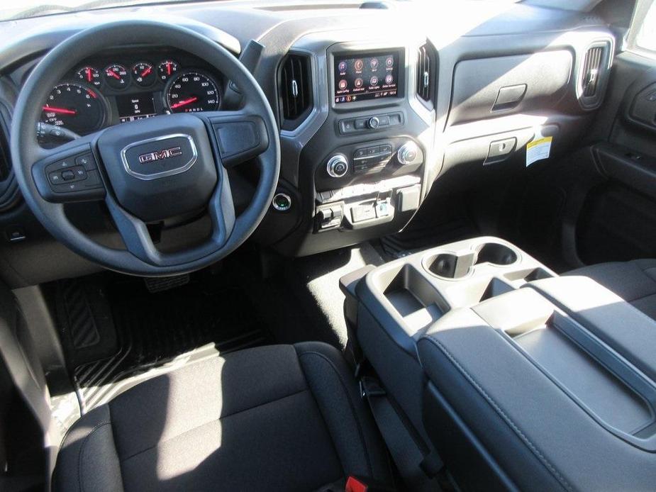 new 2025 GMC Sierra 1500 car, priced at $45,941